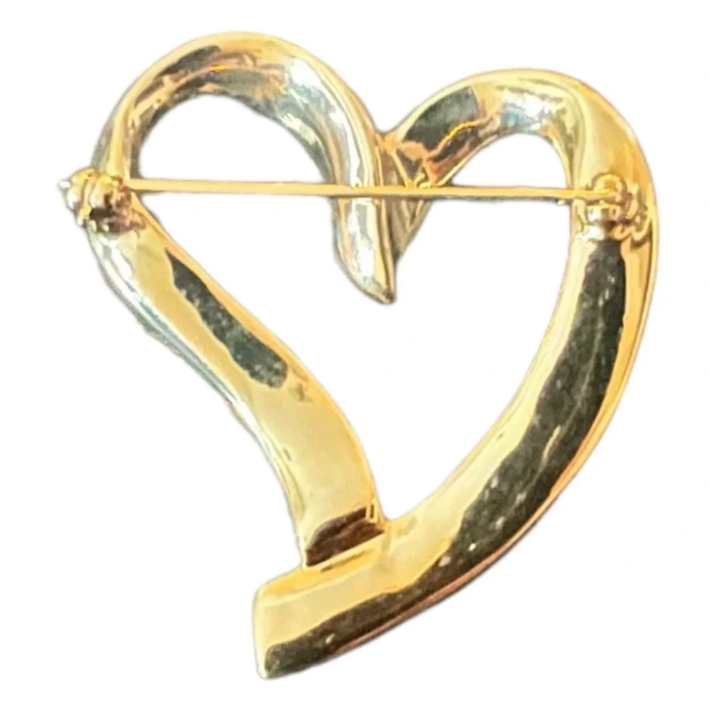Large Vintage Gold Heart Brooch, Goldtome 1980’s Large Heart Pin